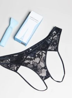 Fleur Du Mal French Lover Gift Set 7 Fleur Du Mal French Lover Gift Set -Fleur du Mal Shop 577A6213