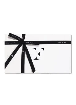 Fleur Du Mal Gift Box -Fleur du Mal Shop boxclosed 5abdeb75 d606 4d62 8f33 00cb53a93fa0