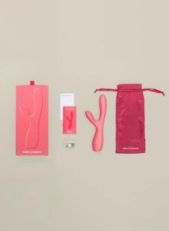 Smile Makers The Artist -Fleur du Mal Shop theartist3